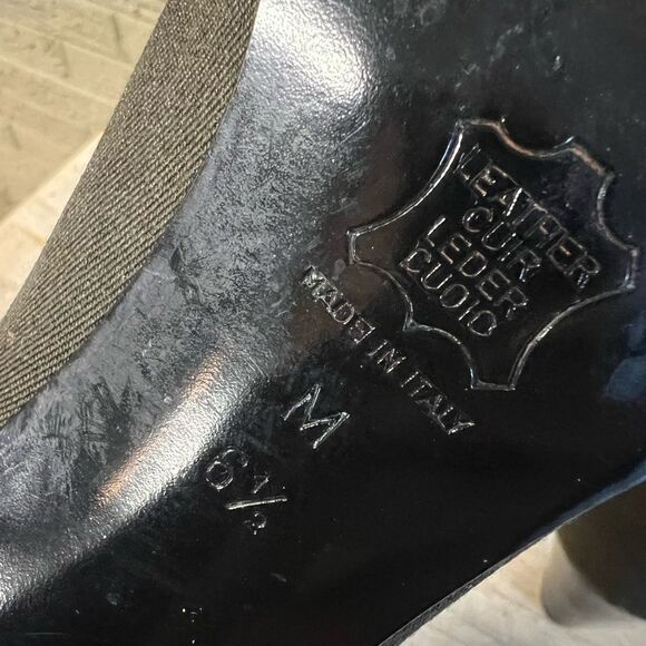 Yves Saint Laurent heels size 6.5 - Picture 10 of 14